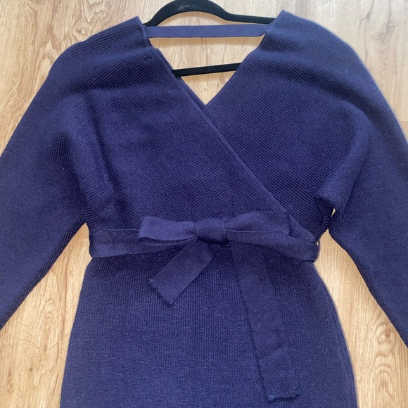 Navy Blue Sweater Dress with Removable/Adjustable Bow - Picture 4 of 5